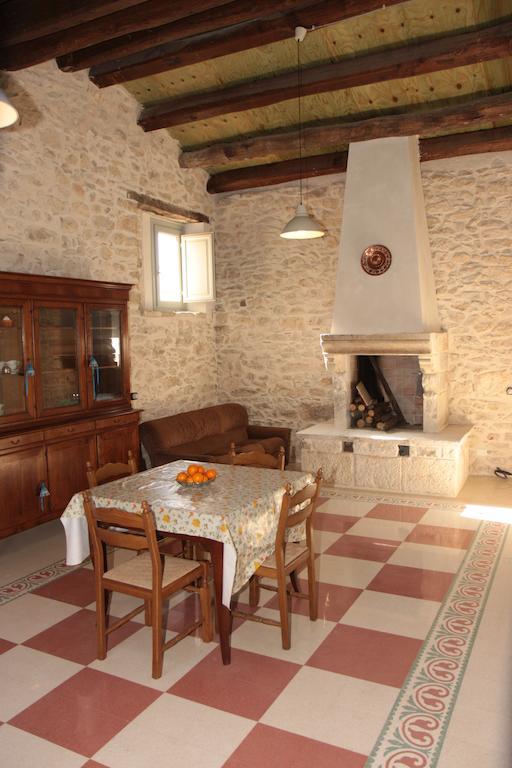 Poesia D'Abruzzo Villa Caramanico Terme Room photo